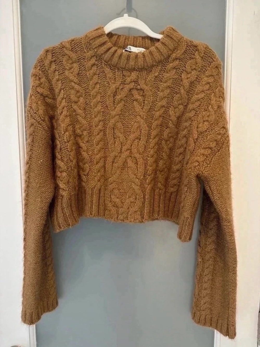Zara Brown Crop Cable Knit Sweater